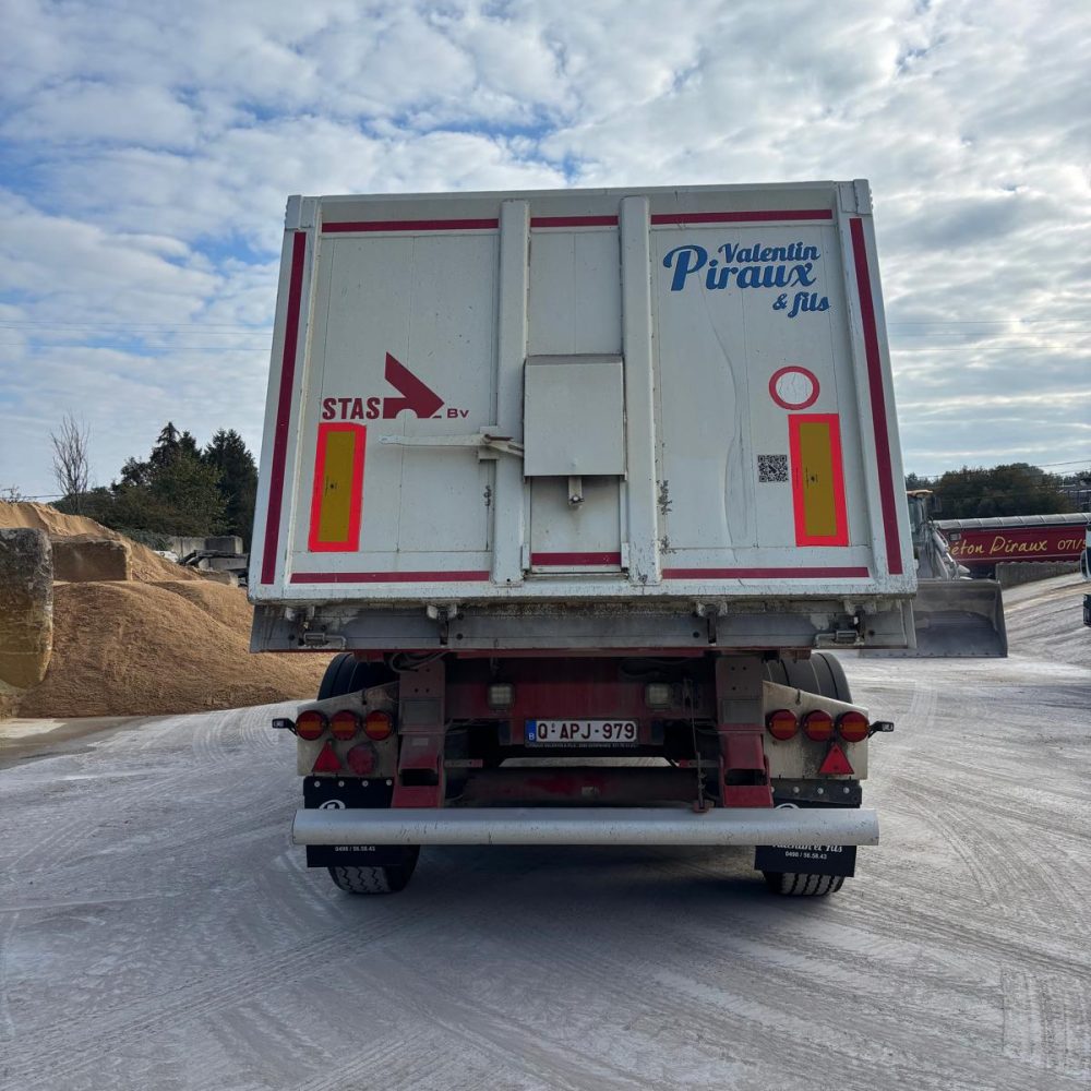 WhatsApp Image 2025-10-28 at 11.27.31 (34)