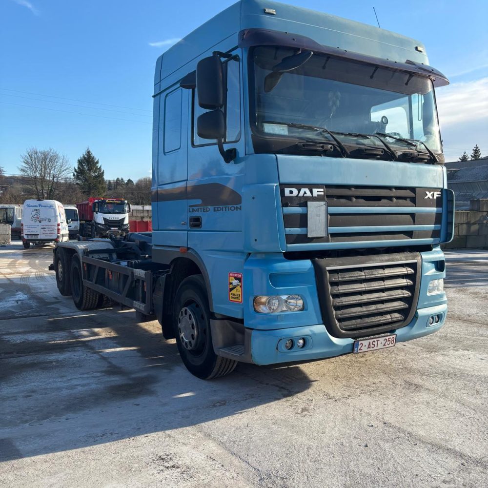 WhatsApp Image 2025-12-15 at 12.03.55 (16)