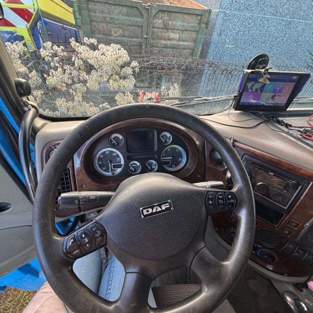 WhatsApp Image 2025-12-15 at 13.32.39 (1)